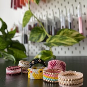 Návod na korálkový prstýnek (PDF + video)